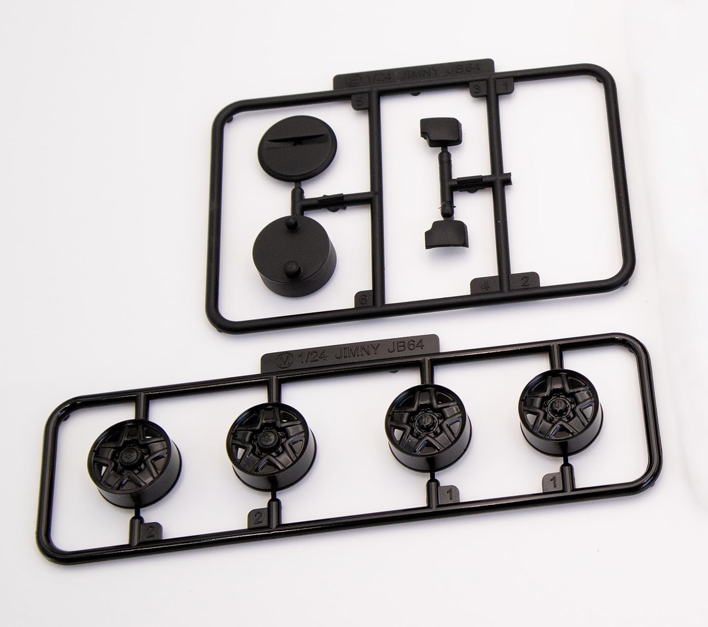 Fujimi Model 1/24 Car Next Suzuki Jimny JB64 XL Ivory Plastic Model Kit