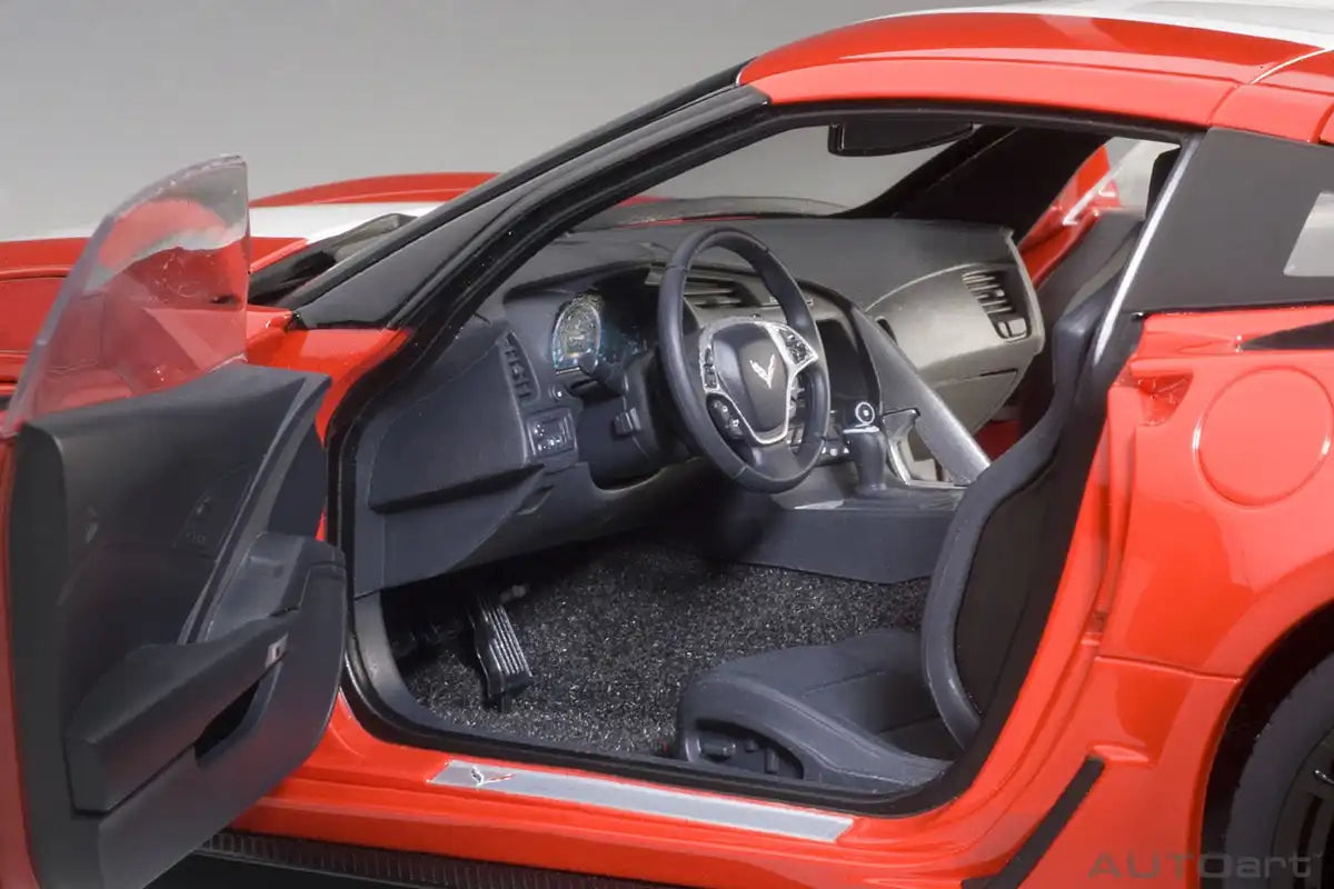 Autoart Chevrolet Corvette C7 Gransport 1/18 Red with White Stripe Black Hashmark- Japan Figure Store - #1 Bring To You The Best Japanese Goods