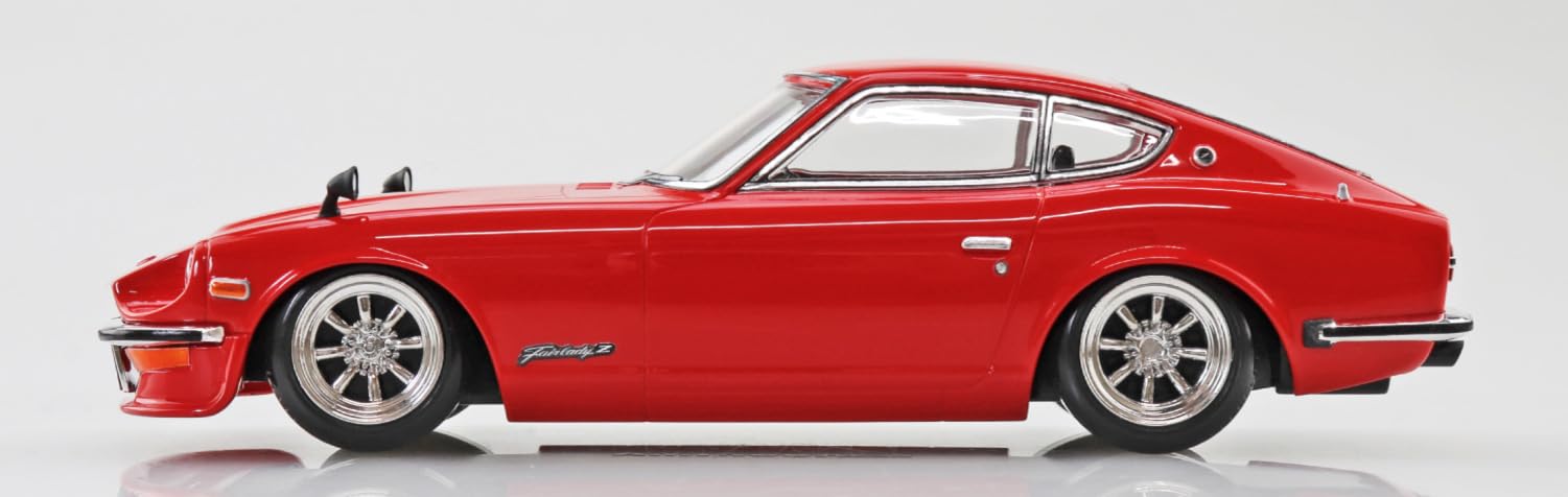 Aoshima 1/32 Nissan S30 Fairlady Z Custom Red Model Kit