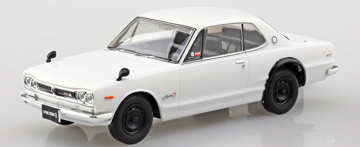 Aoshima 1/32 Nissan C10 Skyline 2000Gt-R White Plastic Model Kit