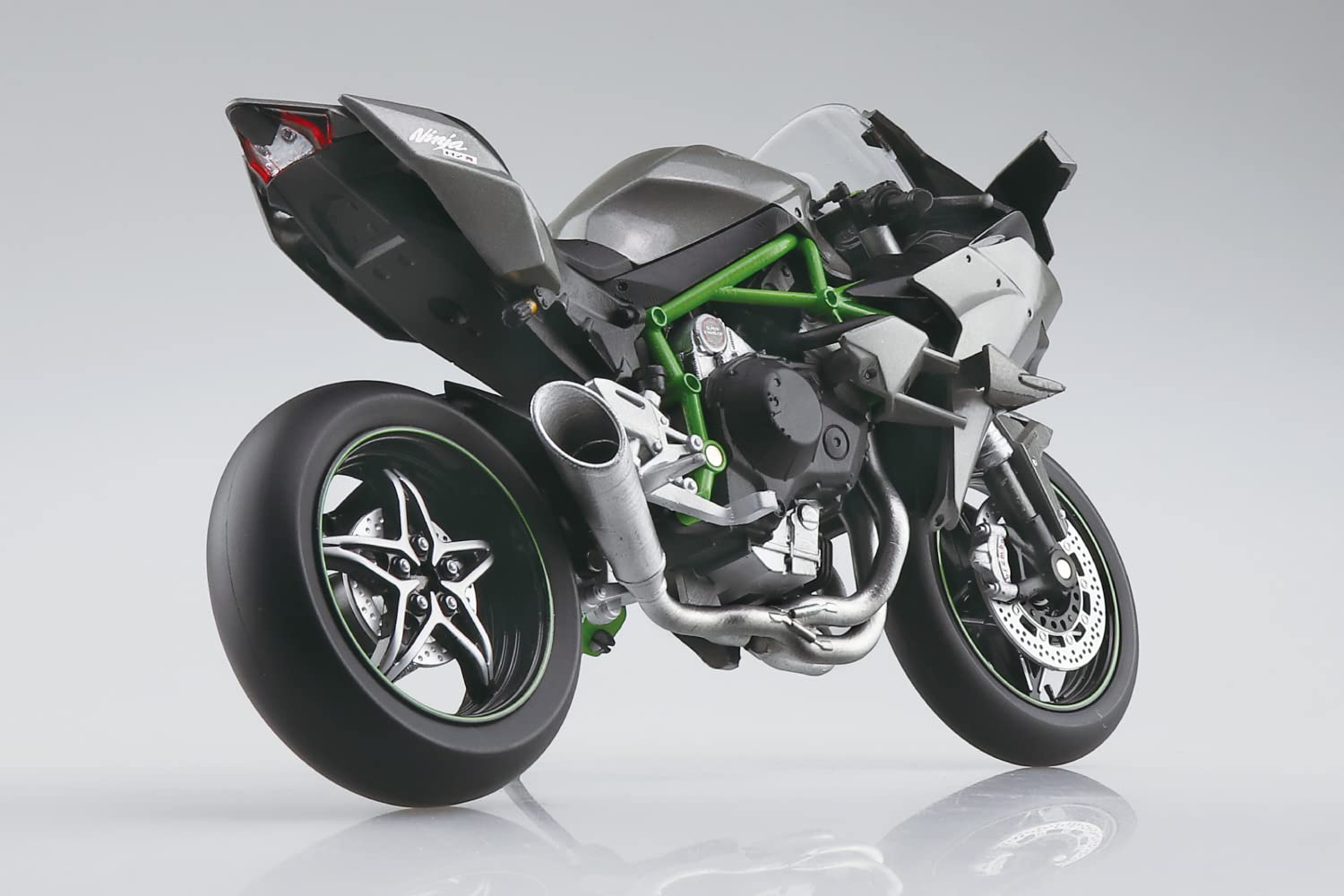 Aoshima Kawasaki Ninja H2R 1/12 Complete Motorcycle Model- Japan Figure Store - #1 Bring To You The Best Japanese Goods