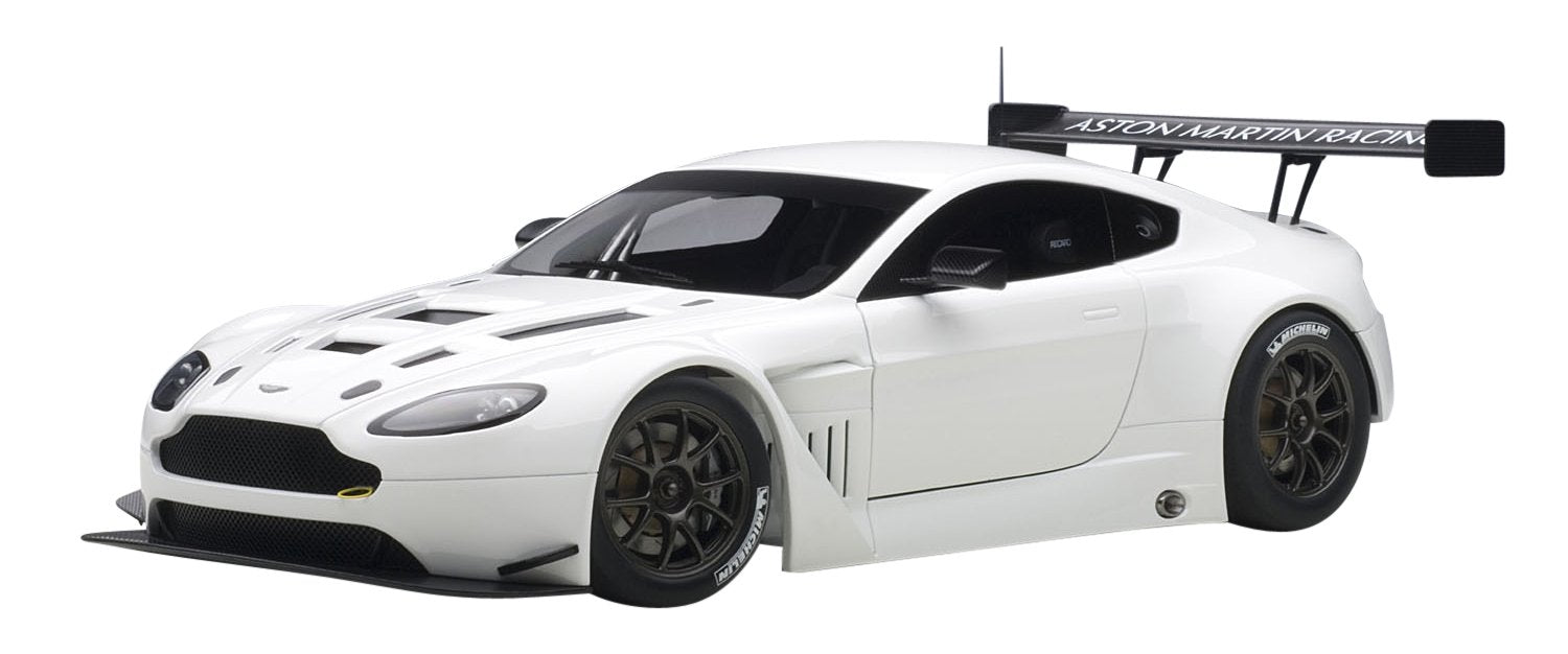 Autoart 1/18 Aston Martin V12 Vantage GT3 2013 White Model Car- Japan Figure Store - #1 Bring To You The Best Japanese Goods