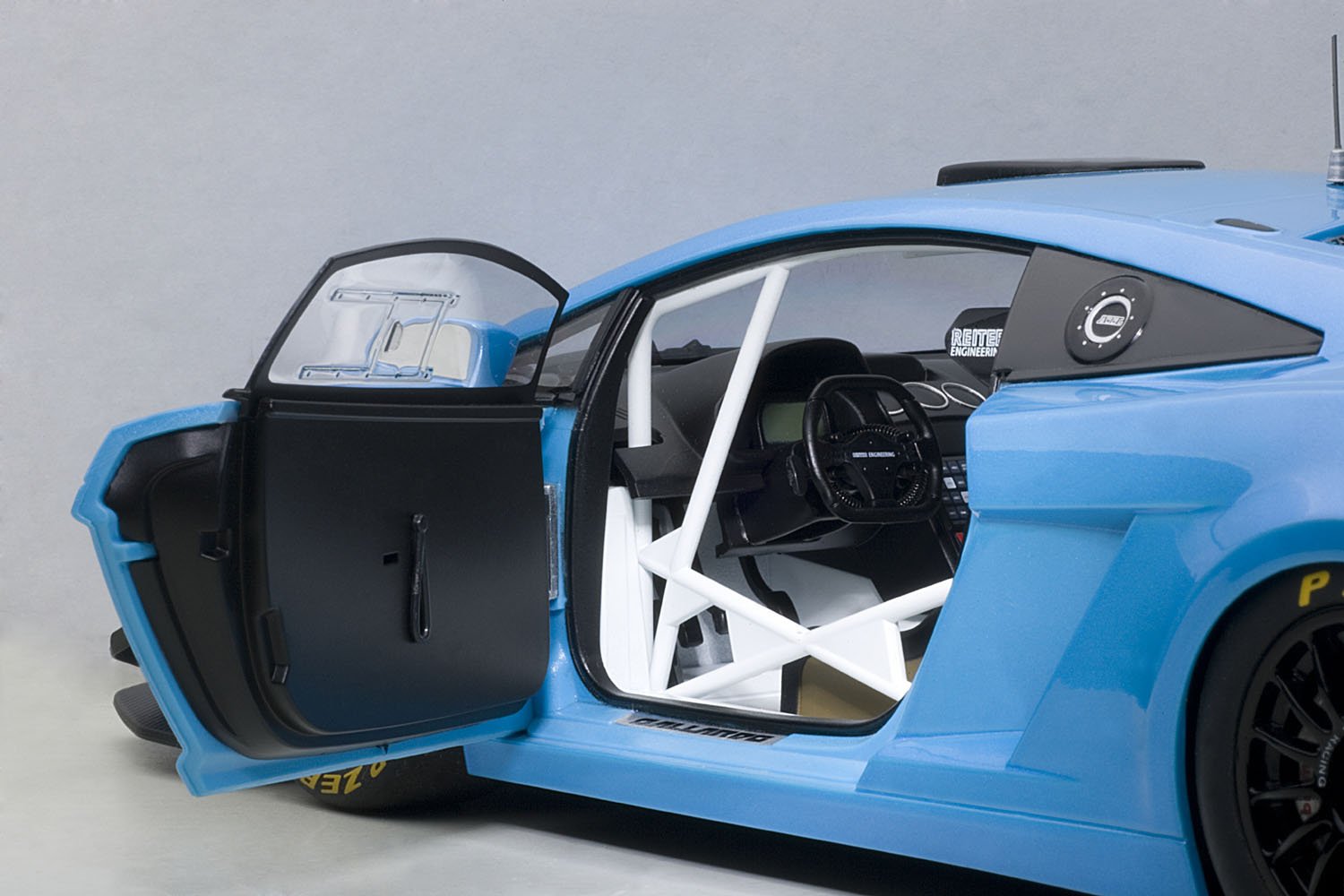 Autoart 1/18 Lamborghini Gallardo GT3 FL2 2013 Blue Diecast Model- Japan Figure Store - #1 Bring To You The Best Japanese Goods