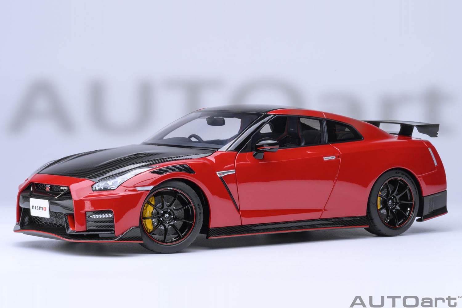 Autoart 1/18 Nissan GT-R R35 Nismo Special Edition Vibrant Red Model- Japan Figure Store - #1 Bring To You The Best Japanese Goods