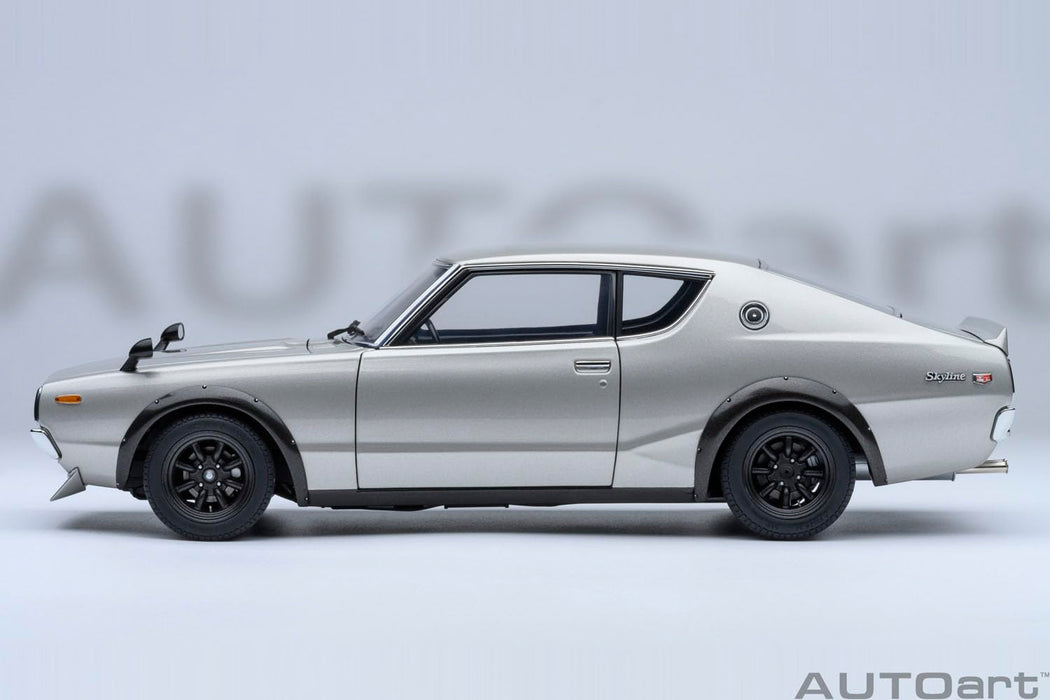 Autoart Nissan Skyline 2000GT-R 1:18 Model Tuned Silver Edition 77466