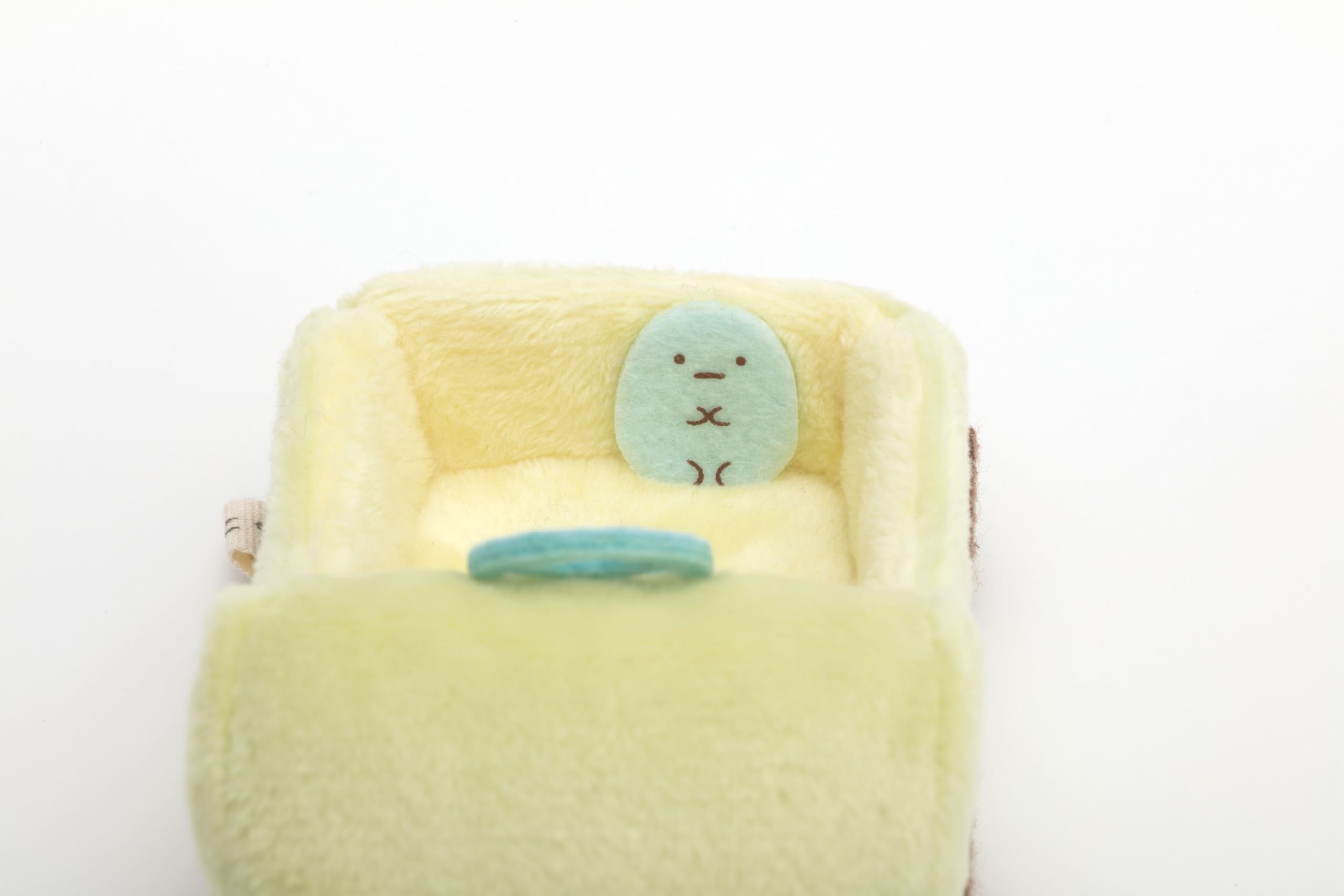 San-X Sumikko Gurashi Hand-Held Plush Car Penguin Mx97801- Japan Figure Store - #1 Bring To You The Best Japanese Goods