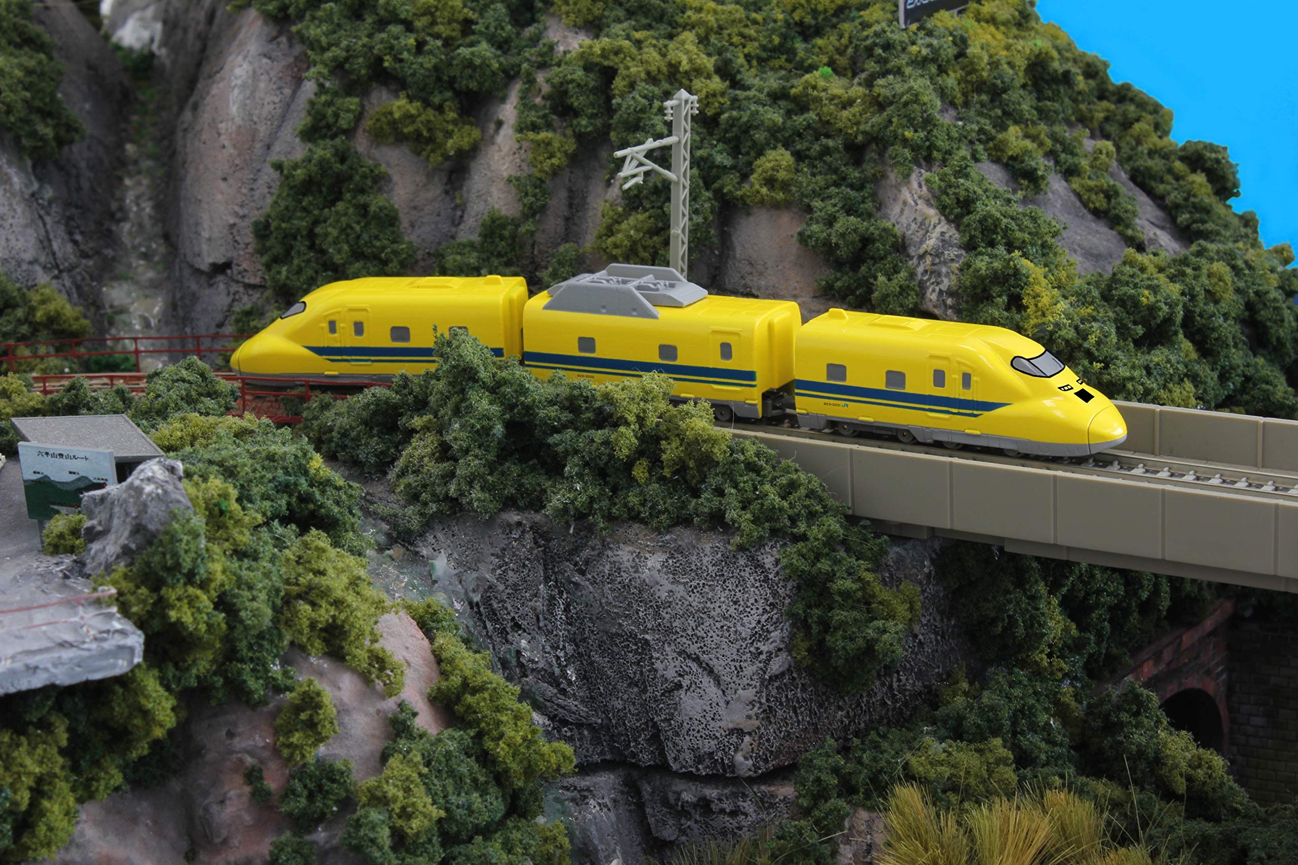 Rokuhan Z Shorty Gauge 923 Doctor Yellow Starter Railway Model Set- Japan Figure Store - #1 Bring To You The Best Japanese Goods