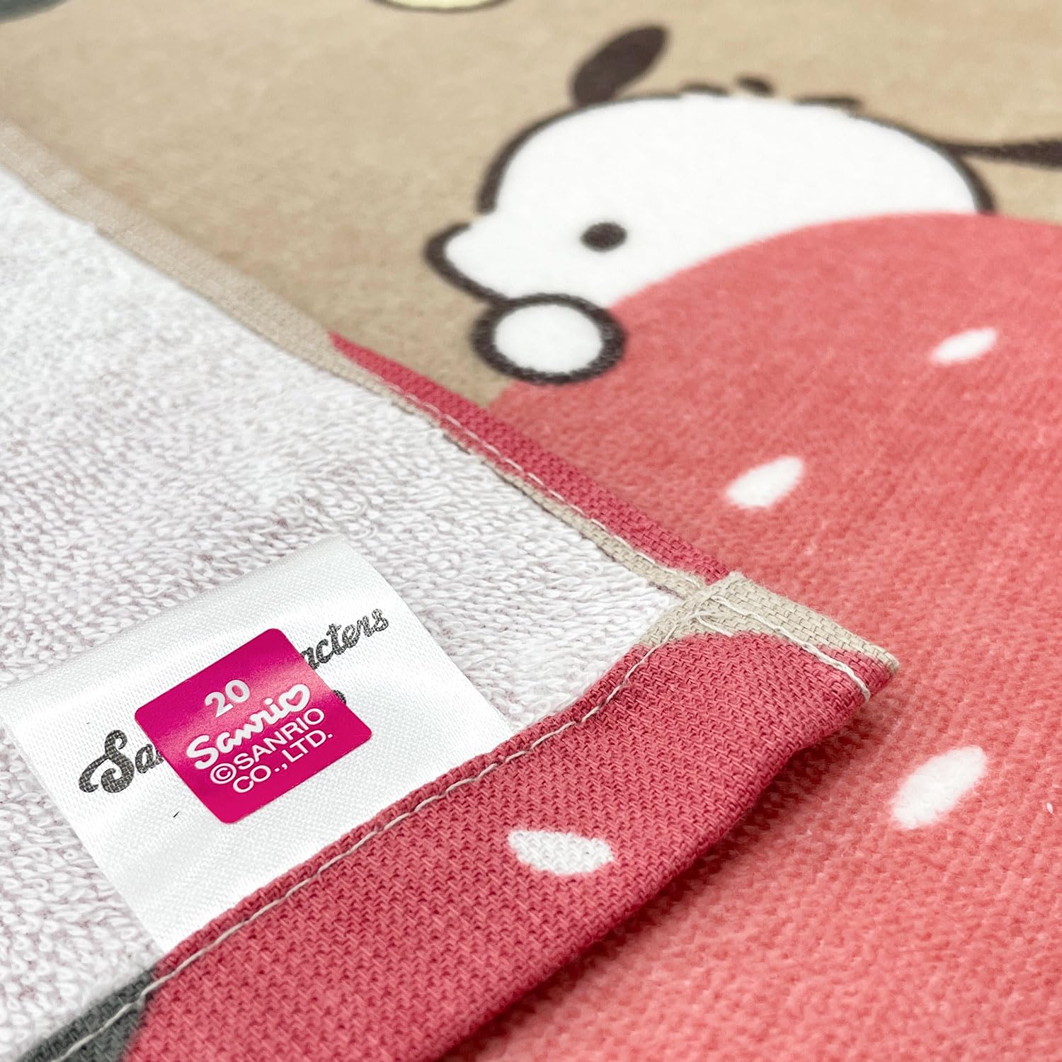 Sanrio Hello Kitty My Melody Kuromi Cinnamon Bath Towel 60x120 Cm- Japan Figure Store - #1 Bring To You The Best Japanese Goods