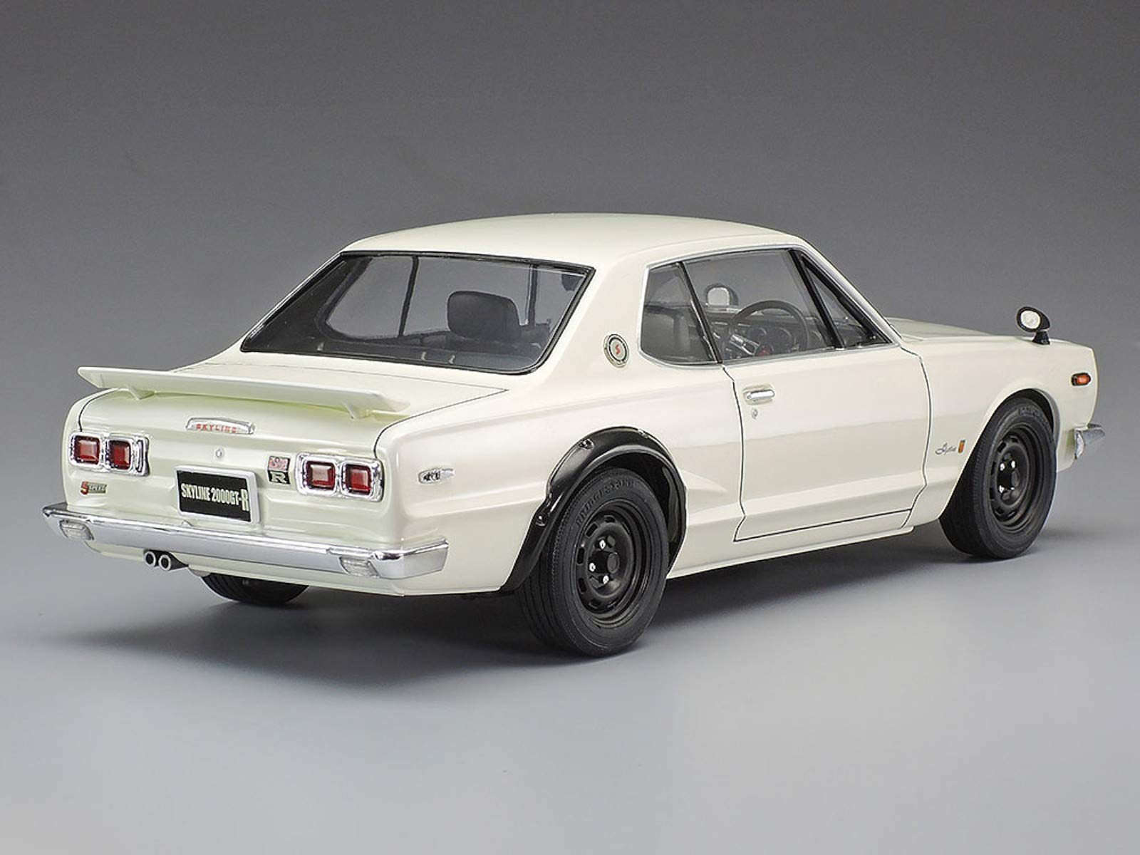 Tamiya 1/24 Nissan Skyline 2000 GT-R Hardtop Plastic Model Sports Car- Japan Figure Store - #1 Bring To You The Best Japanese Goods
