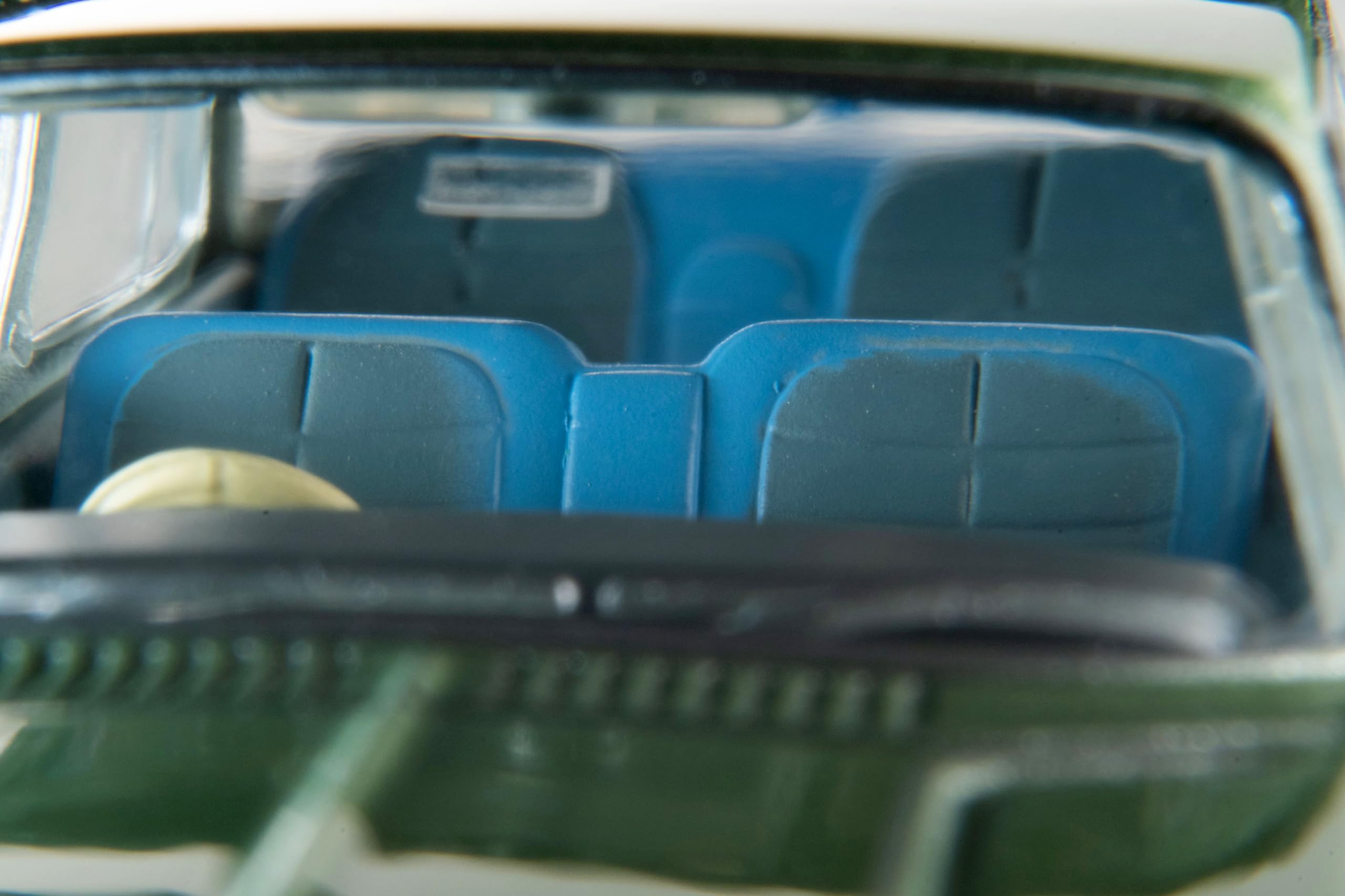 Tomytec Tomica Limited Vintage 1/64 Mitsubishi Debonair Green 1964 Model- Japan Figure Store - #1 Bring To You The Best Japanese Goods