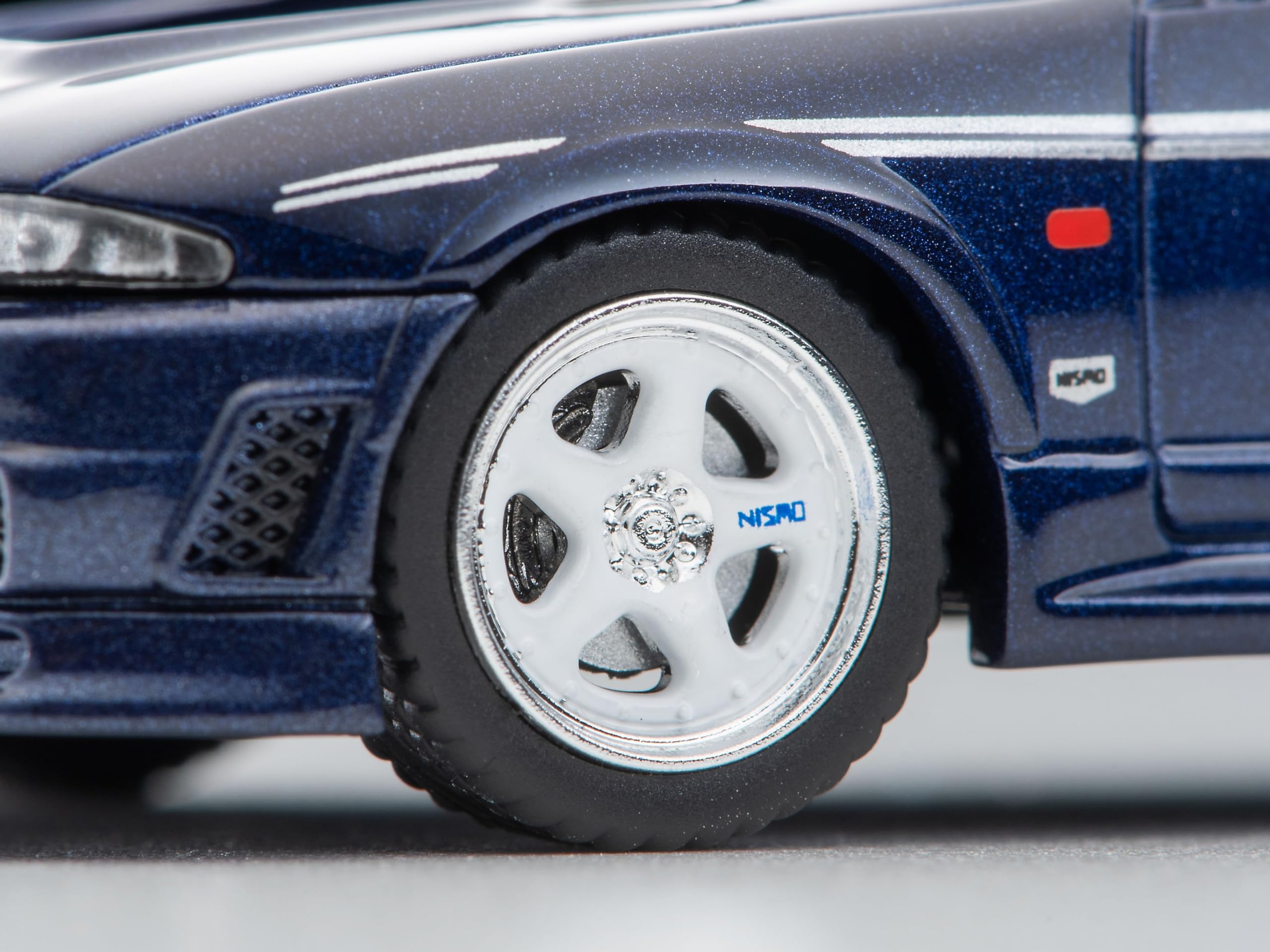 Tomytec Tomica Limited Vintage Neo Lv-N305C Nismo 400R Navy Blue Model- Japan Figure Store - #1 Bring To You The Best Japanese Goods