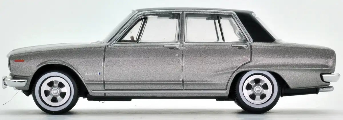 Tomytec Tomica Vintage Limited 1/64 Japanese Skyline 2000Gt Silver Car- Japan Figure Store - #1 Bring To You The Best Japanese Goods