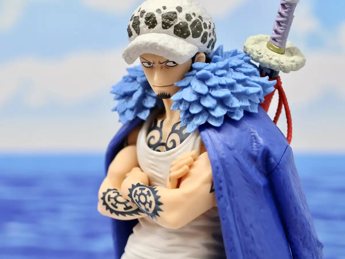 Bandai Spirits One Piece King of Artist Trafalgar Law Figure 23cm Collectible- Japan Figure Store - #1 Bring To You The Best Japanese Goods