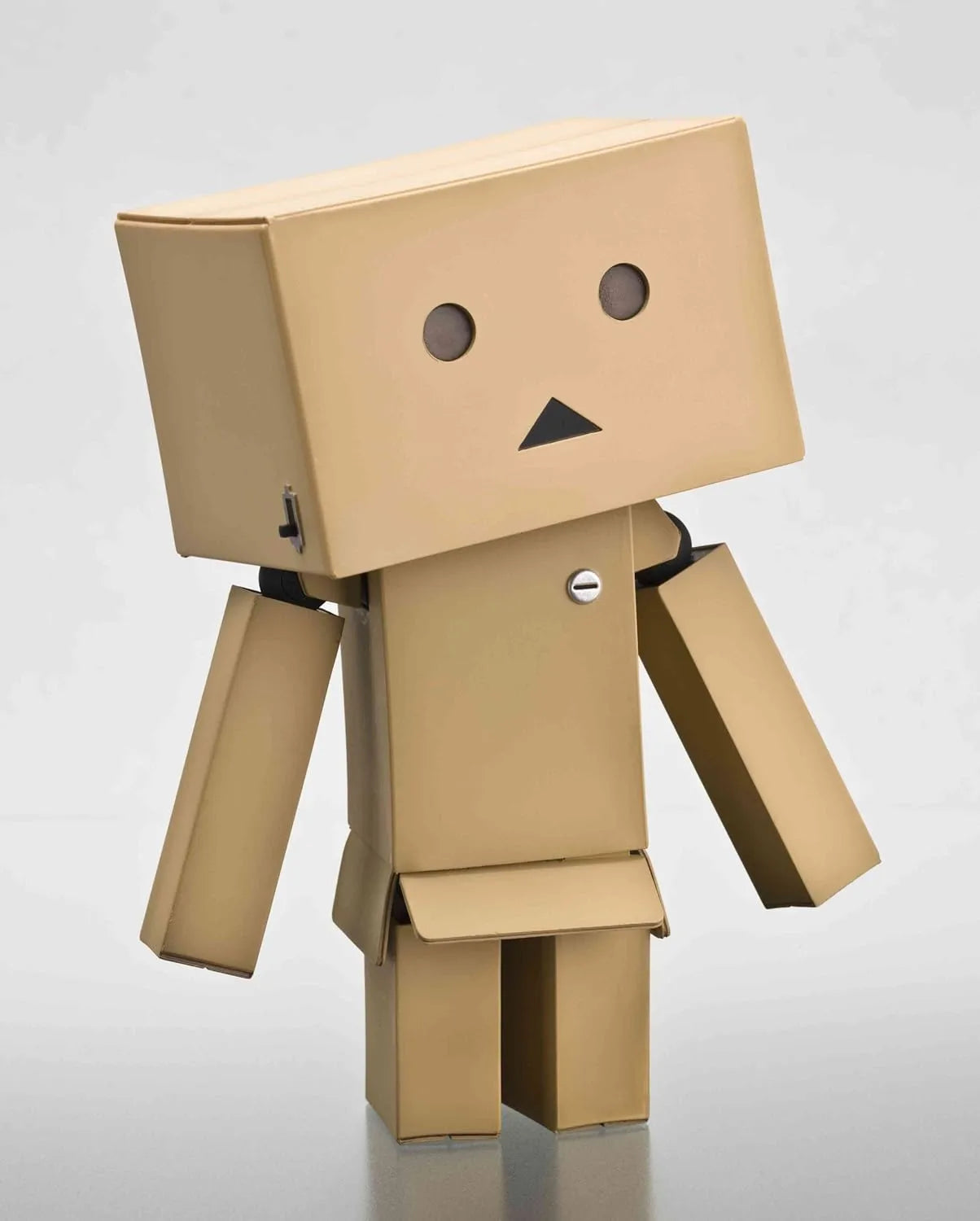 Kaiyodo Revoltech Danbo Makeup Box Edition Collectible Figure