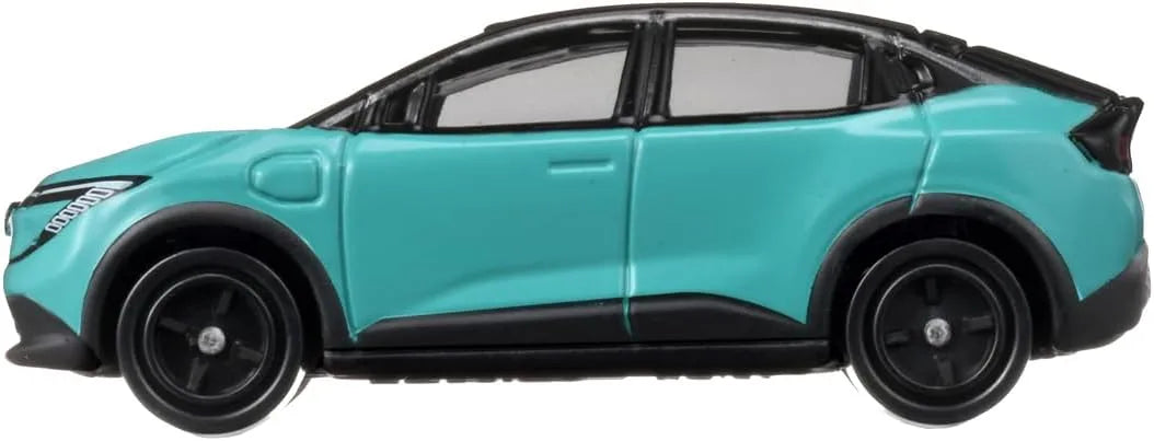 Takara Tomy Tomica Nissan Leaf Mini Car Toy for Ages 3 and Up