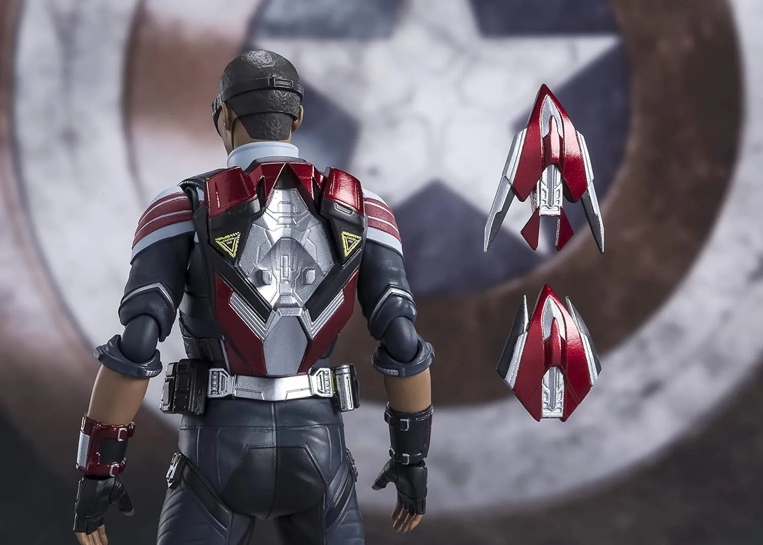 Tamashii Nations Falcon Winter Soldier S.H.Figuarts Action Figure