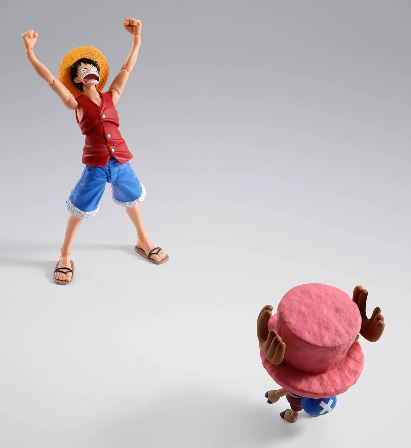 Tamashii Nations S.H. Figuarts One Piece Tony Tony Chopper PVC Figure