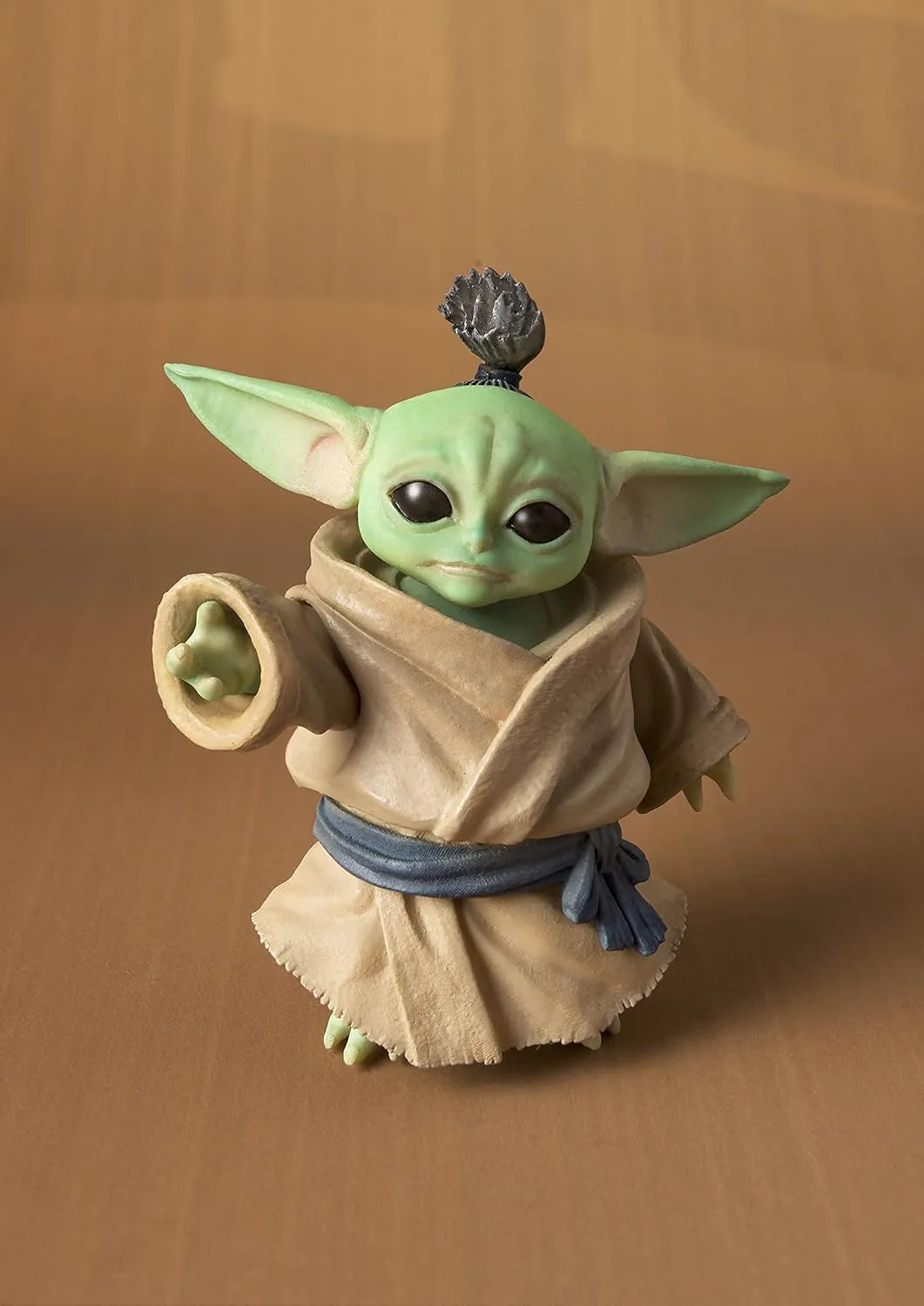 Tamashii Nations Star Wars Mandalorian Ronin Beskar Armor Figure