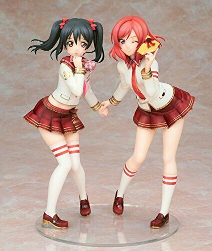 Alter Nico Yazawa & Maki Nishikino Valentine Edition Figure