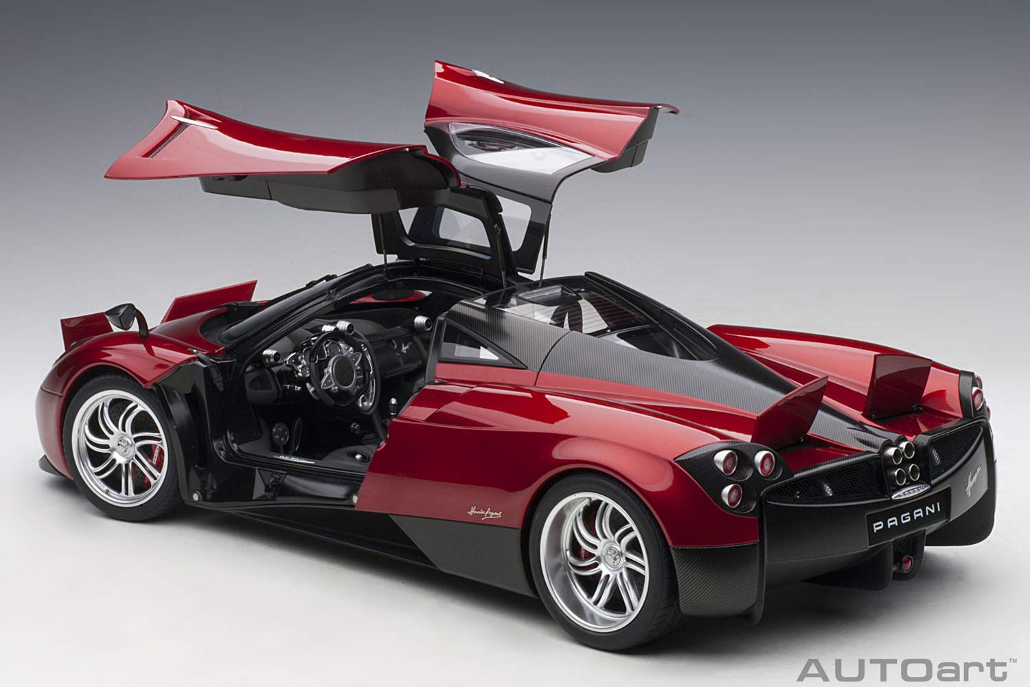 Autoart 1/12 Pagani Huayra Red- Japan Figure Store - #1 Bring To You The Best Japanese Goods