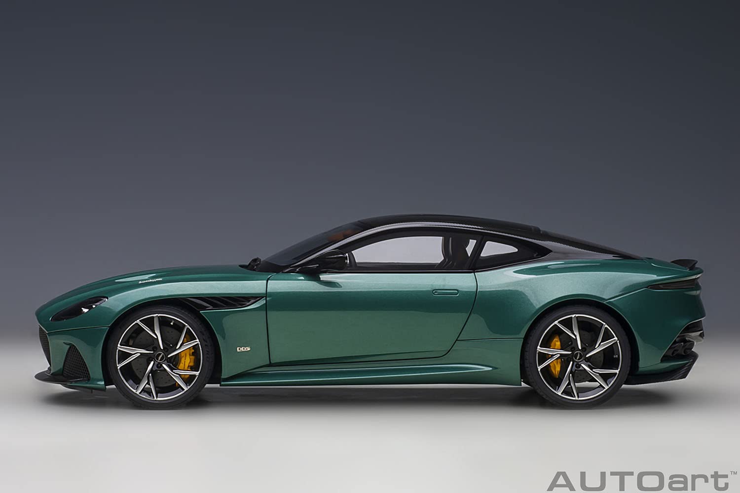Autoart 1/18 Aston Martin DBS Superleggera 70297 Green/Black- Japan Figure Store - #1 Bring To You The Best Japanese Goods