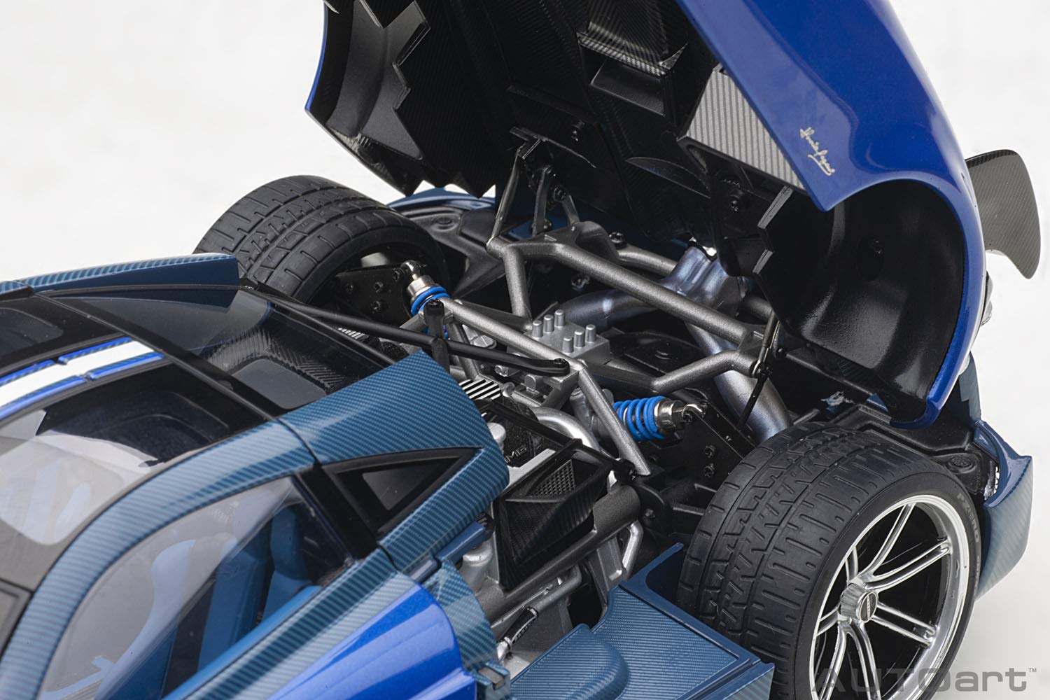 Autoart 1:18 Pagani Huayra Bc 78277 Metallic Blue/Blue Carbon- Japan Figure Store - #1 Bring To You The Best Japanese Goods