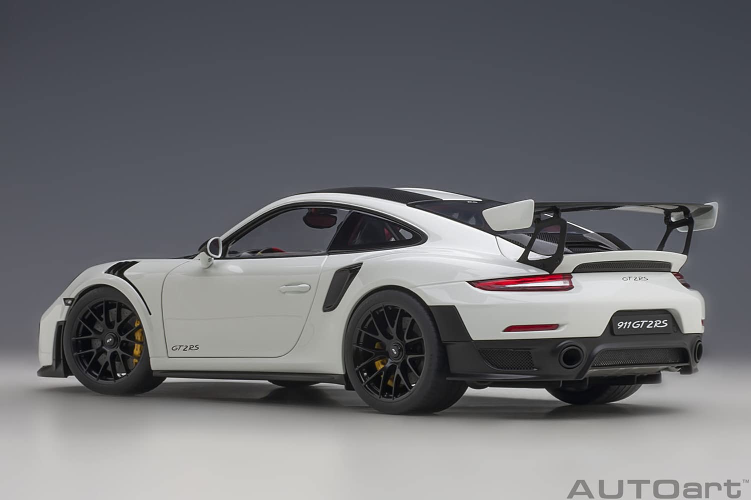 Autoart 1/18 Porsche 911 GT2 RS Weissach Pkg White/Carbon 78171- Japan Figure Store - #1 Bring To You The Best Japanese Goods