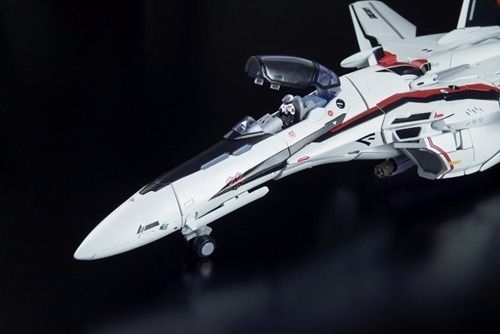 Dx Chogokin Macross F Vf-25f Messiah Valkyrie Alto Custom Action Figure Bandai- Japan Figure Store - #1 Bring To You The Best Japanese Goods