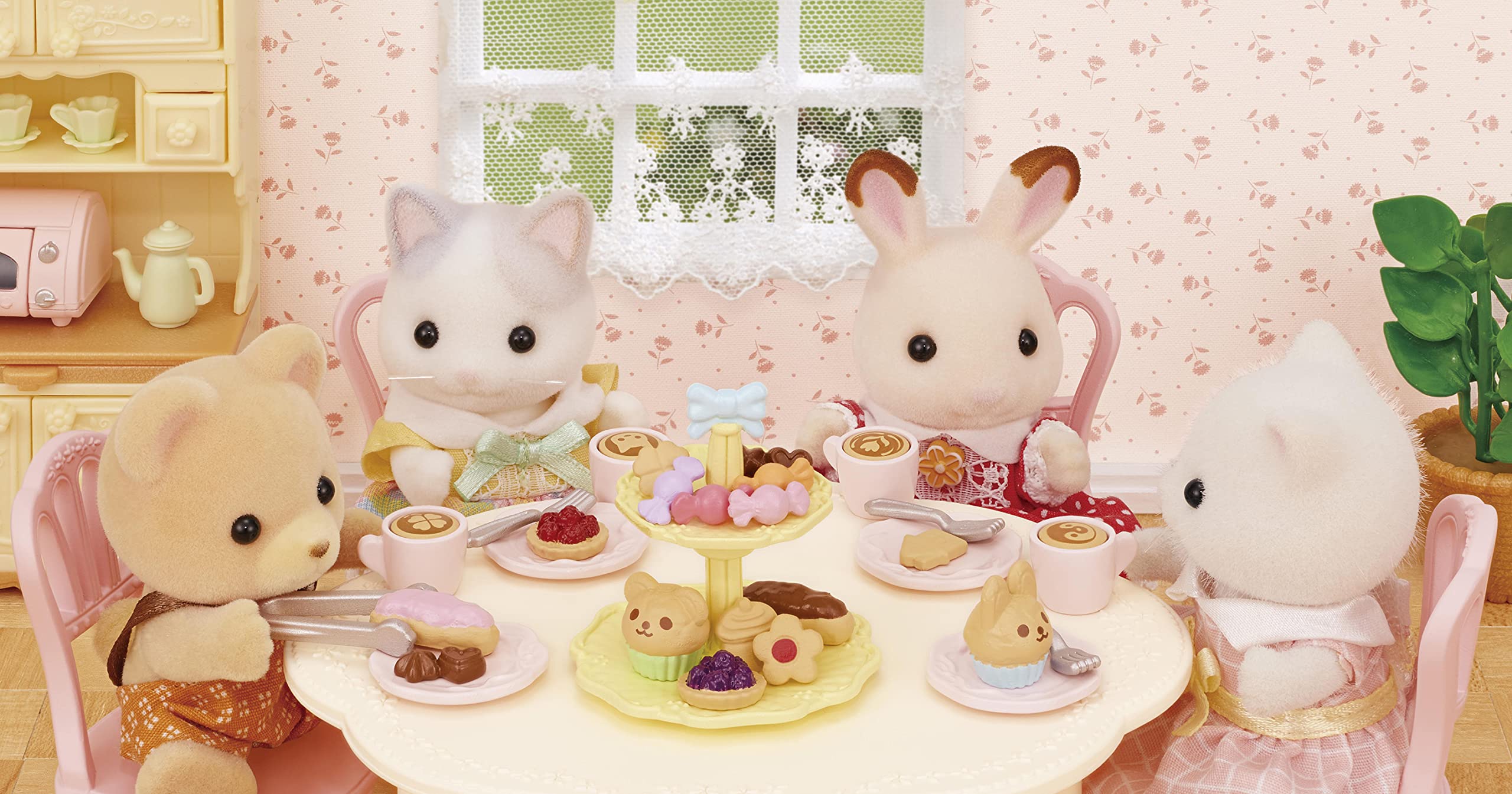 Epoch Sylvanian Families Sweets Party Set Furniture Ka-426 Multicolor- Japan Figure Store - #1 Bring To You The Best Japanese Goods