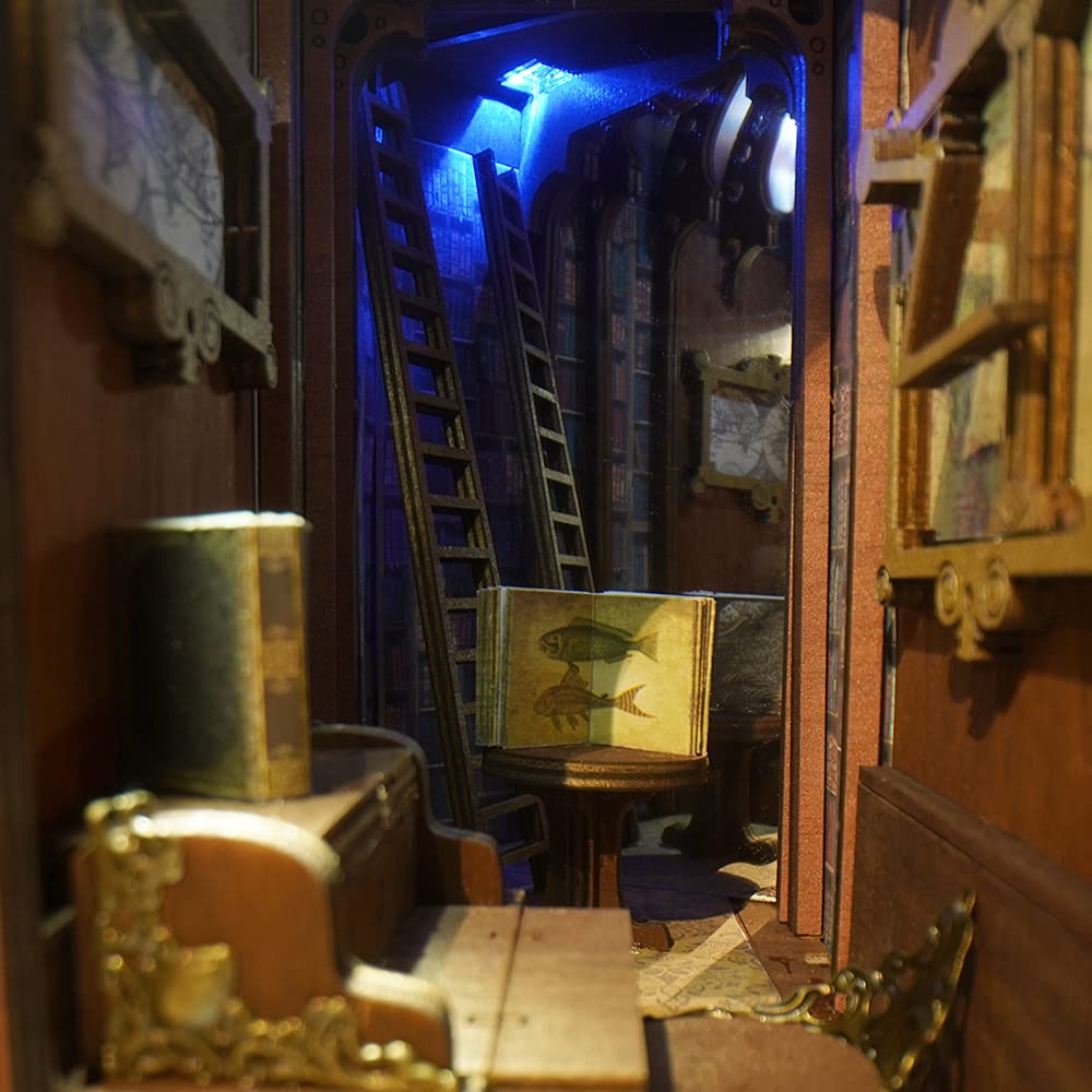 Fsolis Praying In Church 3D Wooden Puzzle Booknook Wooden Model Scene- Japan Figure Store - #1 Bring To You The Best Japanese Goods