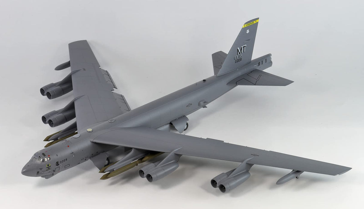PIT-ROAD Great Wall Hobby 1/144 Modern U.S. Air Force Strategic Bomber Plastic Model- Japan Figure Store - #1 Bring To You The Best Japanese Goods
