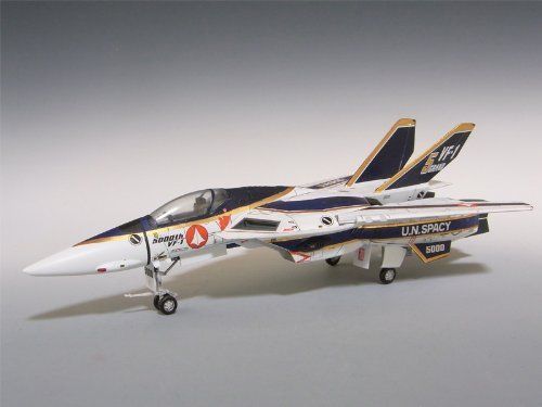 Hasegawa 1/72 Vf-1a Valkyrie 5grand Anniversary Fighter Model Kit- Japan Figure Store - #1 Bring To You The Best Japanese Goods
