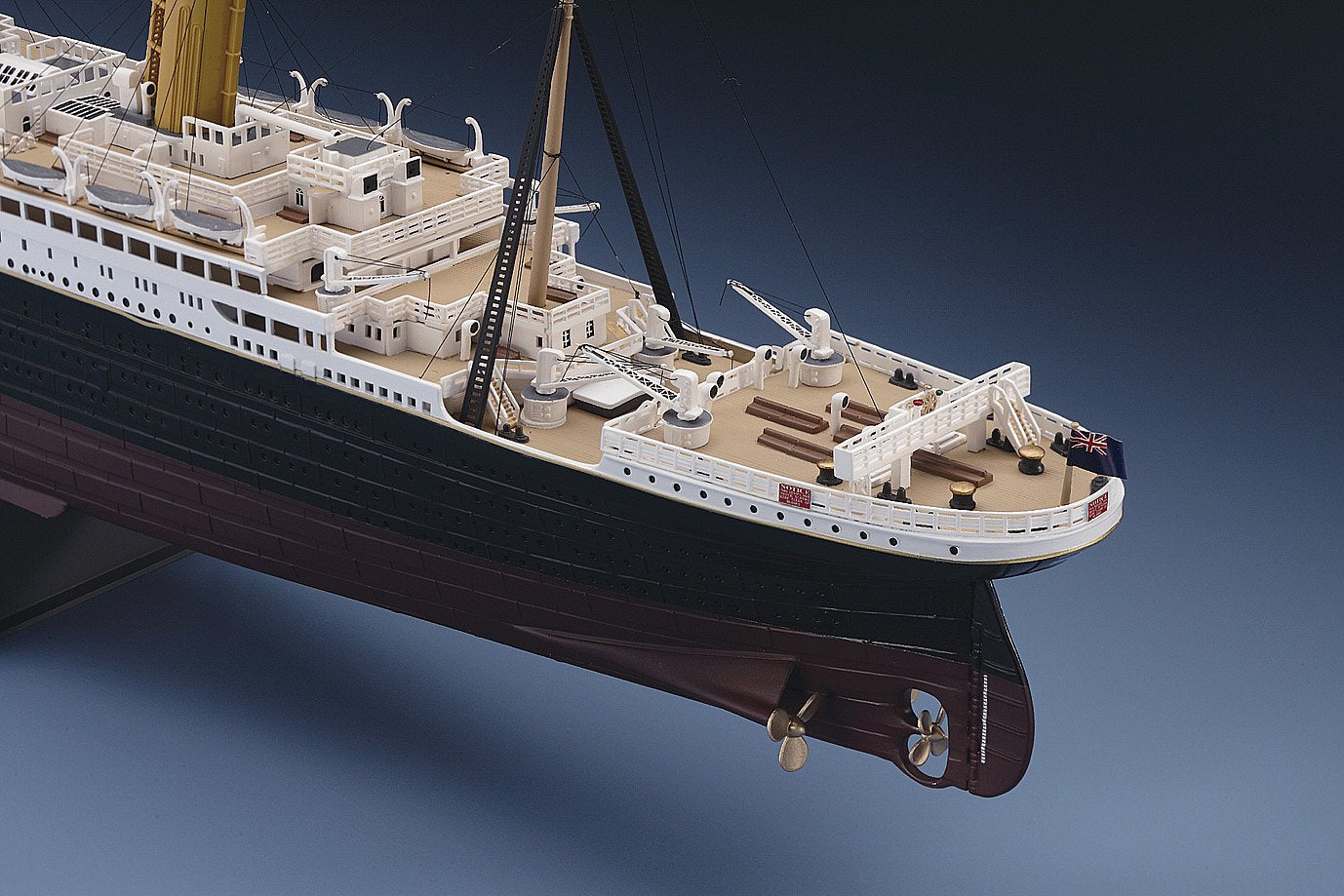 Hasegawa 1/400 British Rms Titanic Plastic Model 40083- Japan Figure Store - #1 Bring To You The Best Japanese Goods