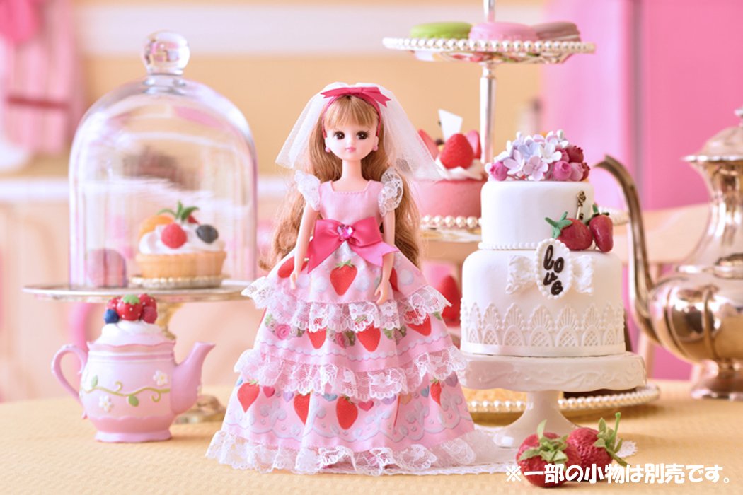 TAKARA TOMY Licca Doll Birthday Licca Doll Happy Strawberry 843276- Japan Figure Store - #1 Bring To You The Best Japanese Goods