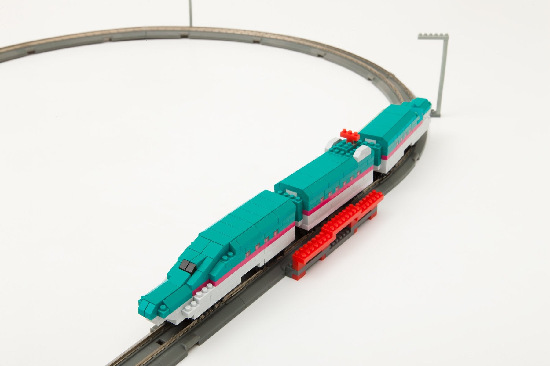 KAWADA Ngs-002 Nanoblock Nanogauge Shinkansen Series E5 Hayabusa Basic Full Set- Japan Figure Store - #1 Bring To You The Best Japanese Goods