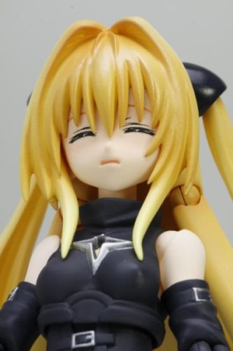 S.h.figuarts To Love Ru Darkness Golden Darkness Konjiki No Yami Figure Bandai- Japan Figure Store - #1 Bring To You The Best Japanese Goods