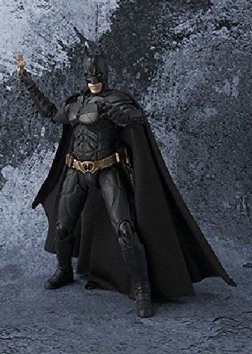 S.h.figuarts Batman The Dark Knight Action Figure Bandai F/s- Japan Figure Store - #1 Bring To You The Best Japanese Goods