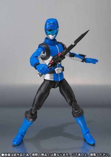 S.h.figuarts Tokumei Sentai Go Busters Blue Buster Action Figure Bandai Japan- Japan Figure Store - #1 Bring To You The Best Japanese Goods