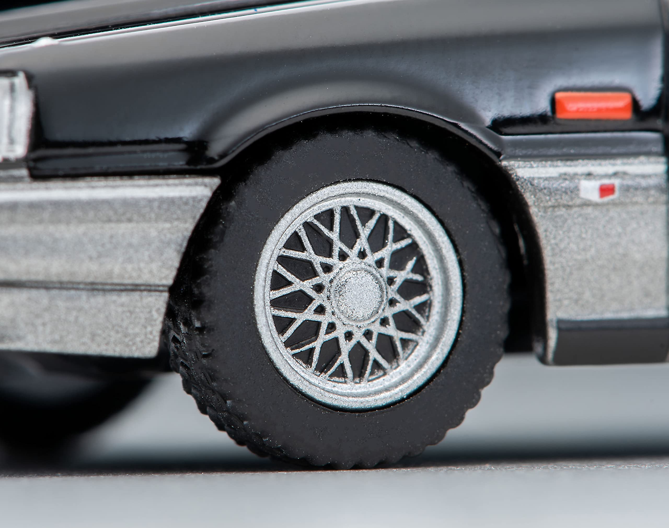 Tomica Limited Vintage Neo 1/64 Lv-N282B Nissan Skyline Black/Silver 1986- Japan Figure Store - #1 Bring To You The Best Japanese Goods