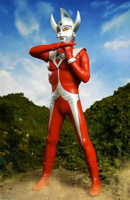 Ccp Advent No.07 Ultraman Taro Storium Ray 1/6 Scale Pvc Figure - Japan Figure