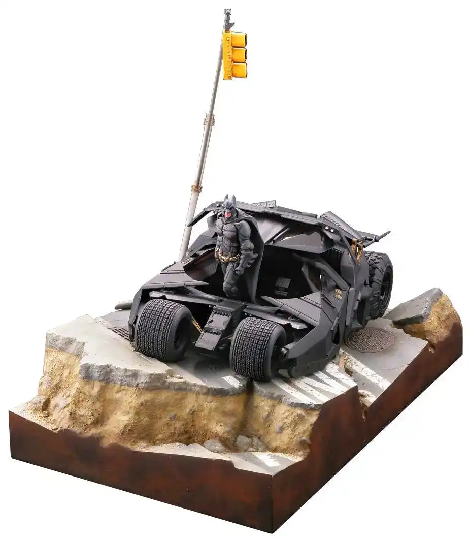 Kaiyodo Revoltech Batmobile Tumbler Pvc Painted Finished Product Made In Japan- Japan Figure Store - #1 Bring To You The Best Japanese Goods