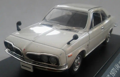 Ebro 1/43 Honda Coupe 9 1970 White Finished Product- Japan Figure Store - #1 Bring To You The Best Japanese Goods