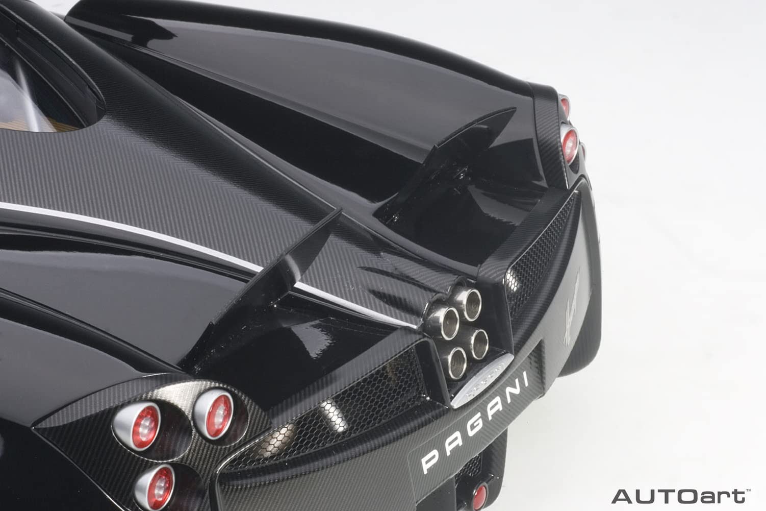 Autoart 1/12 Scale Pagani Huayra Black With Silver Stripes Model Car- Japan Figure Store - #1 Bring To You The Best Japanese Goods