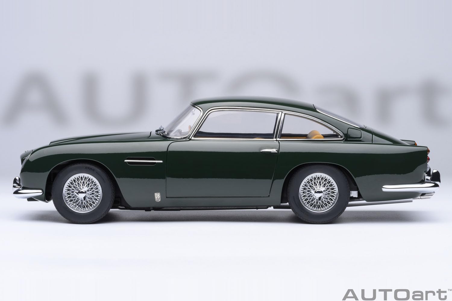 Autoart 1/18 Aston Martin DB5 Dark Green Model 70286