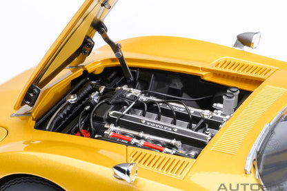 Autoart Toyota 2000Gt 1967 Gold Diecast Model 79549 Collectible Car