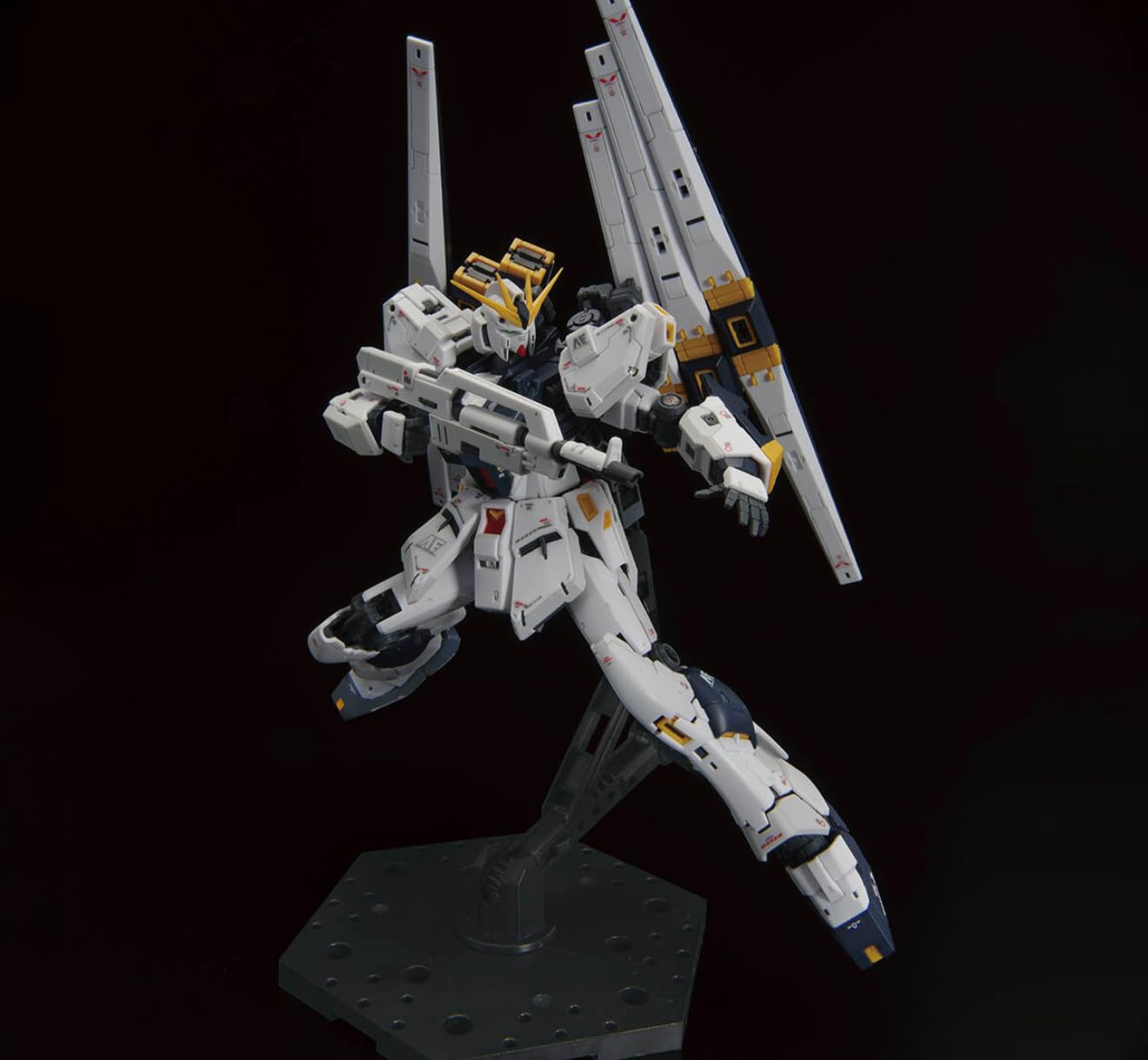 Bandai Spirits RG 1/144 Nu Gundam Double Fin Funnel Model Kit