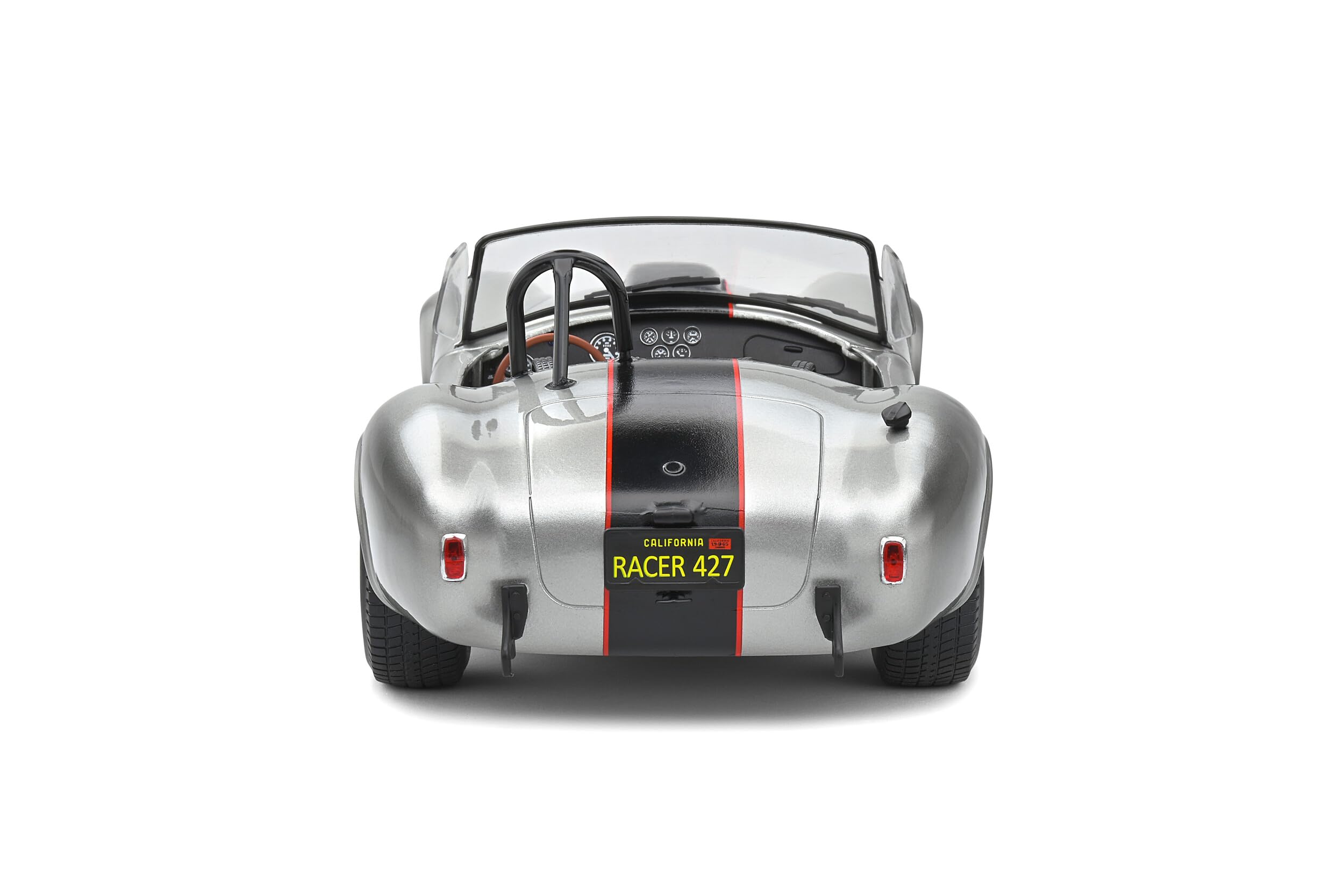 Voiture miniature en métal moulé sous pression Kyosho Solido 1:18 Shelby Cobra 427 Mk.2 1965, couleur argent.