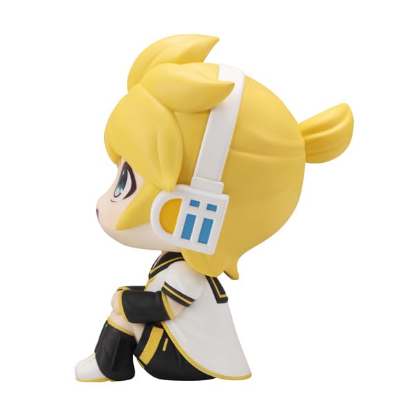 Figurine d'action Megahouse Kagamine Len 110 mm en PVC et résine peinte, objet de collection.