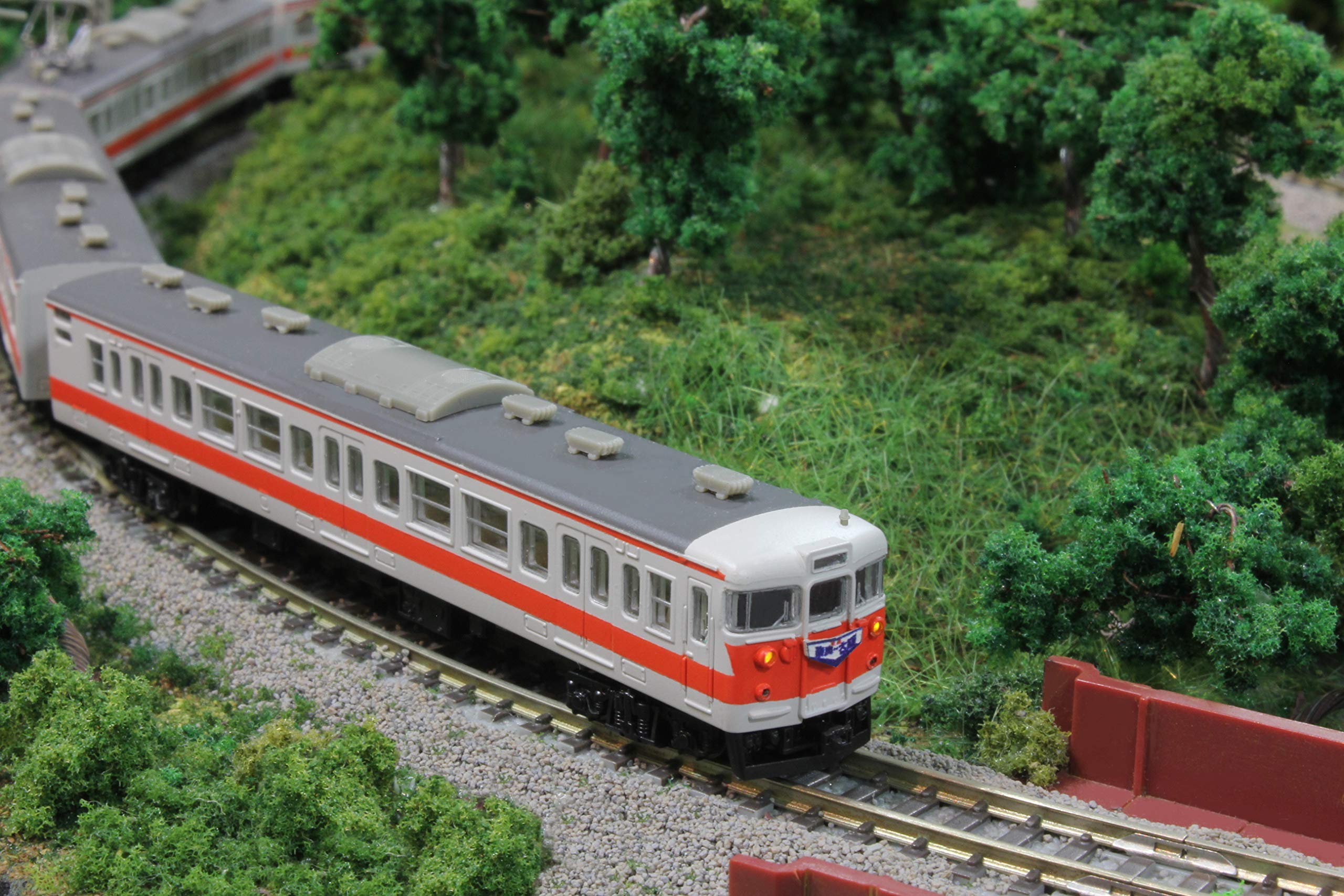 Rokuhan Z Gauge Jnr 113 Series 6-Car Rapid Kansai Line Model Train Set 2000- Japan Figure Store - #1 Bring To You The Best Japanese Goods