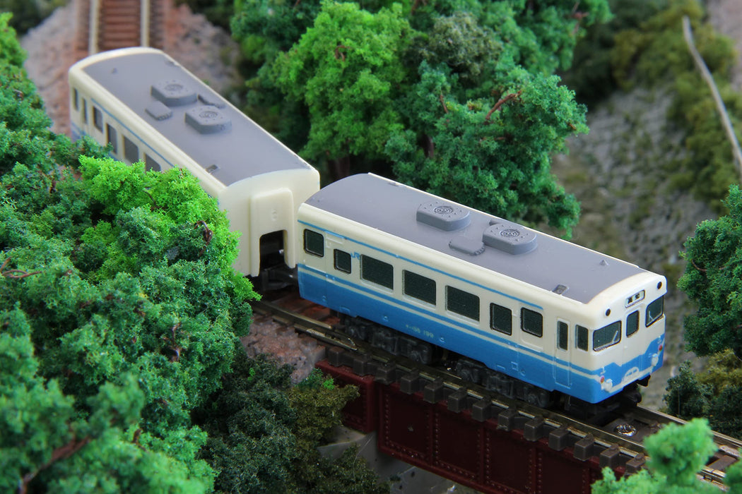 Rokuhan Z Gauge Shorty Kiha58 - Shikoku Color Diesel Railway Model Car- Japan Figure Store - #1 Bring To You The Best Japanese Goods
